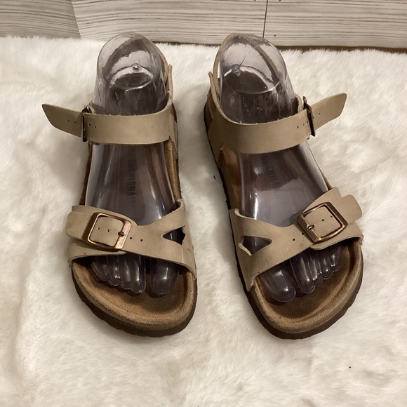 Women’s Cushionaire Lauri Cork Footbed Adjustable Buckle Strap Size 8 - Picture 1 of 7